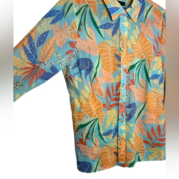 Talbots Lightweight Cotton Modern Classic Button Up Shirt Gathered Leaves Medium - Picture 5 of 11